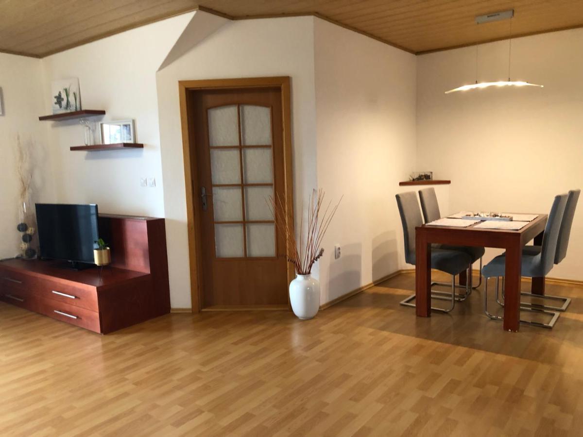 Penzion Obora Tachov  Exteriör bild
