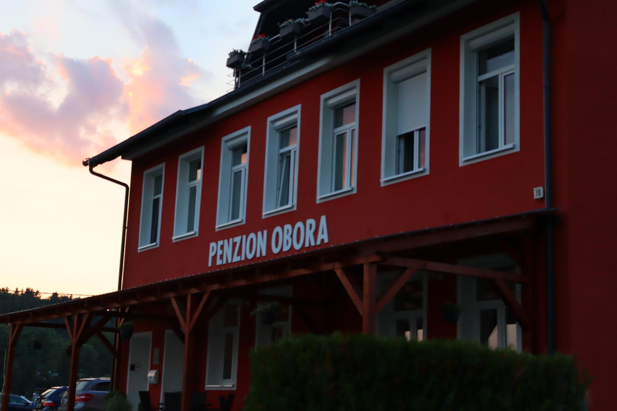 Penzion Obora Tachov  Exteriör bild